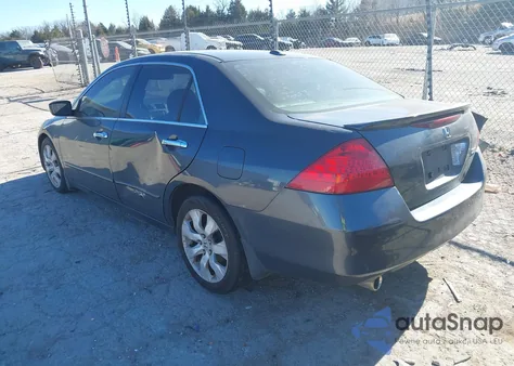 2006 Honda Accord 3.0 Ex z USA, uszkodzony, nr VIN 1HGCM66516A057853